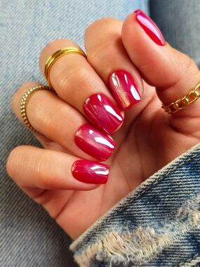 Short Coffin Holographic Press-On Nails in Berry Pink by Red Aspen